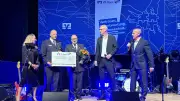 VR-Bank Uckermark-Randow spendet 5.000 Euro an Feuerwehr und Gymnasium