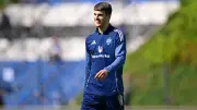 Vuskovic zurück: HSV-Star trainiert wieder – Einsatz in Frankfurt möglich