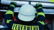 Wasserschaden in Radegaster Grundschule: Geplatzter Schlauch flutet Heizungsraum der Turnhalle
