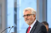 Willingmann begrüßt Spritpreis-Entlastung, fordert aber strengere Kontrollen
