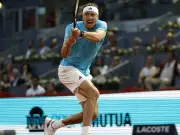 Zverev zieht nach Mitternacht ins Viertelfinale von Madrid ein