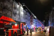 Zwei Großbrände in Berlin: Ein Toter, 17 Verletzte – Polizei ermittelt zu Brandstiftung