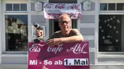 Zwei neue Geschäfte in Ueckermünde: Eiscafé und Sanitätshaus eröffnen