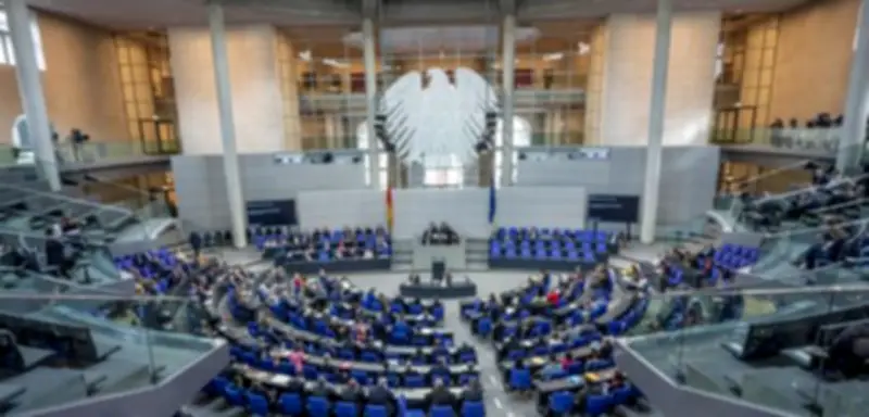 Bundestagsdiäten: Abgeordneter Gebhard erklärt seinen Vorstoß zur Aussetzung