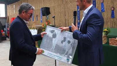 50 Jahre Milchviehanlage Steinhagen: Familienbetrieb trotzt Krisen