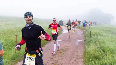 53. Rennsteiglauf: Neubrandenburger jagt Bestzeit im Thüringer Wald