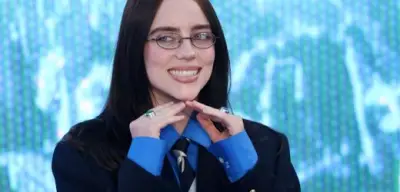 Billie Eilish: James Camerons Konzertfilm zeigt intime Momente