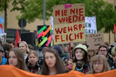 Brandenburger Schüler protestieren gegen Wehrpflicht