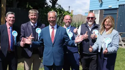 Briten-Beben: Wahl-Debakel für Premier Starmer, Farage jubelt