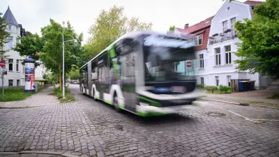 Busumleitung erschüttert Rostocker Wohnviertel: Anwohner fordern Stopp