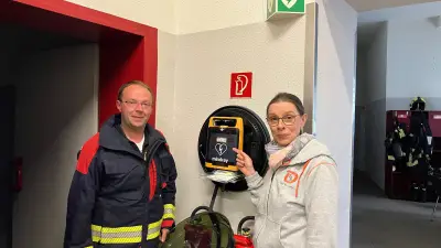 Demminer Feuerwehr: Defibrillator rettet Leben bei Einsätzen