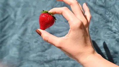 Deutschland im Erdbeer-Rausch: Süße Sommerfrüchte als Gesundheitsbooster