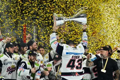 Eisbären Berlin holen zwölften DEL-Titel nach dramatischem Finale