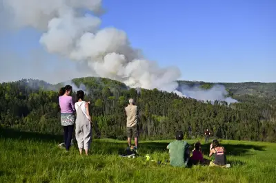Großbrand in Böhmischer Schweiz: 500 Feuerwehrleute im Einsatz