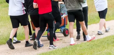 Hamburg: Vatertag mit rassistischen Parolen – Polizei nimmt 18 Verdächtige fest