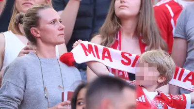 Kathleen Krüger: HSV-Topkandidatin beim Bayern-Spiel auf der Tribüne