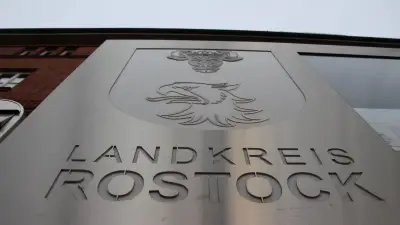 Landkreis Rostock sucht Leitung für Dezernat Wirtschaft und Bau