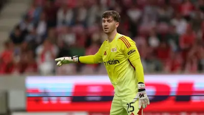 Mainz 05 buhlt um Unions Torwart Carl Klaus im Sommer