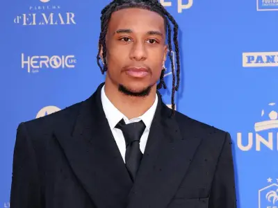 Michael Olise in Paris als bester Franzose im Ausland geehrt