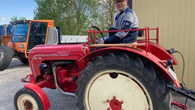 Mit dem Bulli des Ostens nach Mühlengeez: Oldtimer-Freaks feiern ihre Schätze