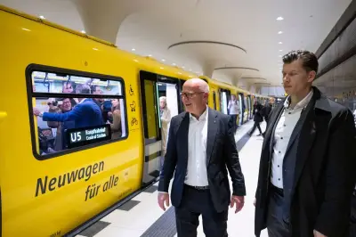 Neue U-Bahnen der Baureihe J starten auf der U5 in Berlin