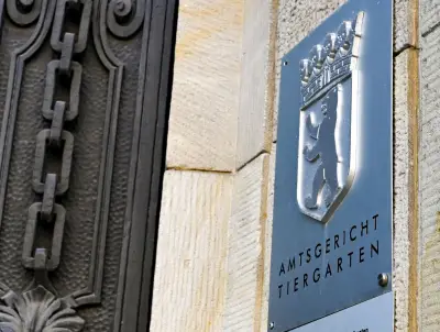 Prozess um gestohlene Bankkarten: Briefzusteller schweigt vor Gericht