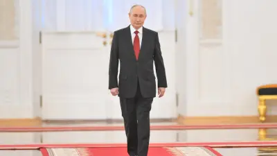 Putins Kussshow: Panik im Kreml vor sinkenden Umfragewerten