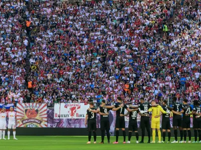 RB Leipzig gedenkt Amokfahrt-Opfer mit Trauerflor