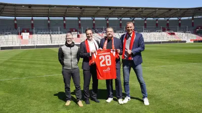 Saalesparkasse bleibt Hauptpartner des HFC bis 2028