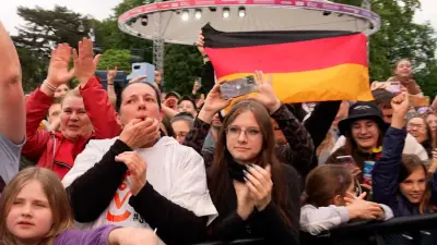 Sarah Engels in Wien: Fans feiern mit „Fire“-Chor