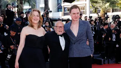 Schlöndorff weint vor Rührung bei Cannes-Premiere von „Heimsuchung“