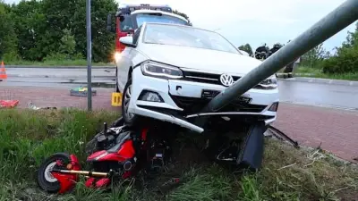 Schwerer Unfall in Brandenburg: Fahrlehrer erfasst Fahrschüler