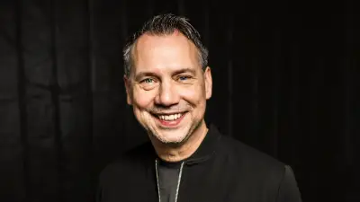 Sebastian Fitzek: Vatersein macht mir mehr Angst als meine Thriller
