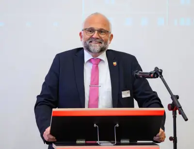 SPD-Landrat Kurth gewinnt Stichwahl im Barnim gegen AfD