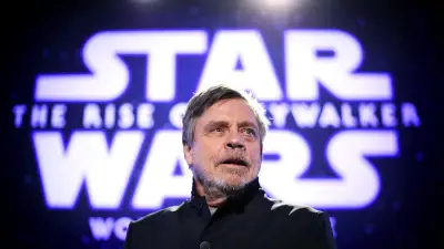 Star-Wars-Star verärgert Trump mit KI-Bild von Grab