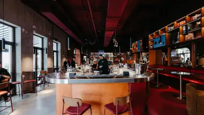 Stylische Café-Bar Super* eröffnet in Münchner Innenstadt