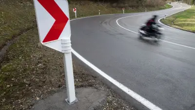 Unfallserie mit Motorrädern: Fünf Verletzte in MV, zwei in Lebensgefahr