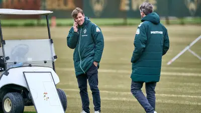 Werder Bremen vor Millionen-Entscheidung: Geht der Poker auf?