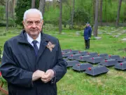 80 Rotarmisten in Potsdam beigesetzt – Russlands Botschafter dabei