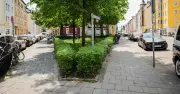 Ali-Mitgutsch-Platz: Münchner Wimmelbuch-König geehrt