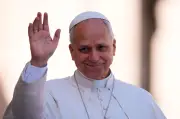 ARD-Doku: Kebekus und Neubauer über Papst Leo XIV. – Weltgewissen?