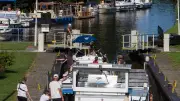 Aushilfen sichern längere Schleusenzeiten an der Seenplatte