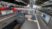 Bahn baut drei Jahre an Wartehäuschen – eine Million Euro Kosten