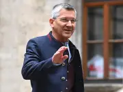 Bayern-Präsident Hainer kontert 1860-Banner mit Hohn