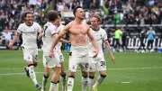 Borussia Mönchengladbach feiert Ekstase-Sieg gegen Dortmund