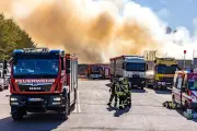 Brand in Weißenfelser Entsorgungsbetrieb nach langer Arbeit gelöscht