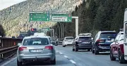 Bürgermeister droht mit Preis-Schock gegen Verkehr auf Brenner