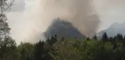 Bundeswehr löscht Waldbrand am Saurüsselkopf aus der Luft