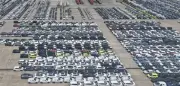 Chinas Automarkt bricht ein: Ölkrise drückt Verkäufe um 21,5 Prozent