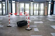Czyborra hofft auf schnelle Wiedereröffnung des TU-Hauptgebäudes